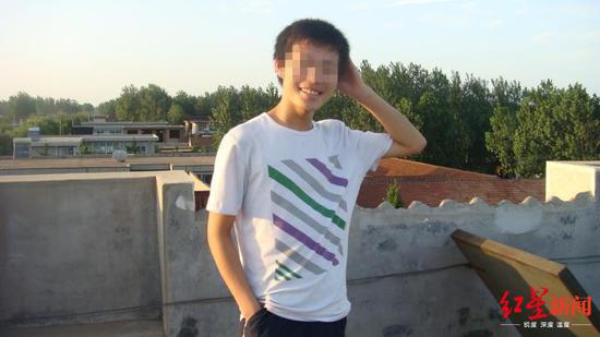 发令改装:小伙仿售发令获刑11年半 不服上诉:管为实心 马欢16岁时辍学务工