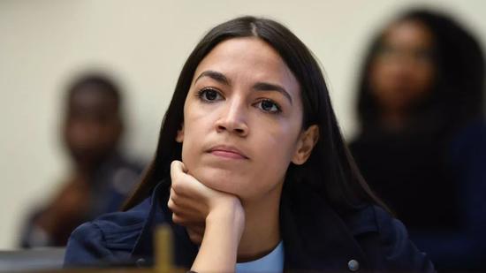 Ocasio-Cortez 图 via AP