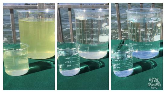 △当天，总书记现场看了这三瓶水样，分别是2015年滇池水质指标对应水样（劣V类，左）、今年1月19日滇池盘龙江入湖口水样（III类，中）和自来水水样（右）。（总台央视记者彭汉明拍摄）