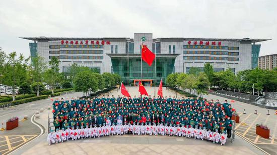 北京日报■80天后，最后撤离！北京协和医院援鄂医疗队今天回家