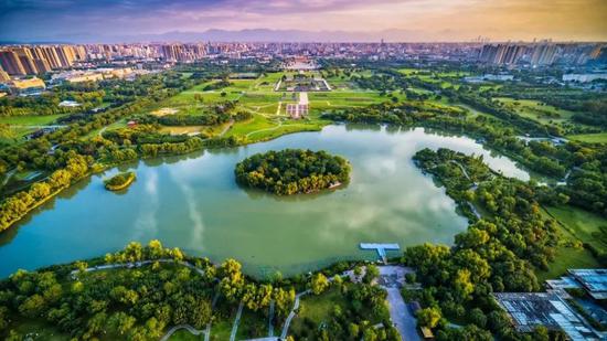 111亿元！1474万人次！