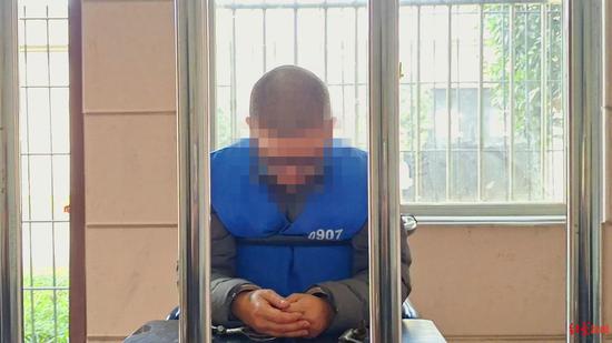 吃霸王餐不能停？男子两年30余次吃饭拒付费多次被拘