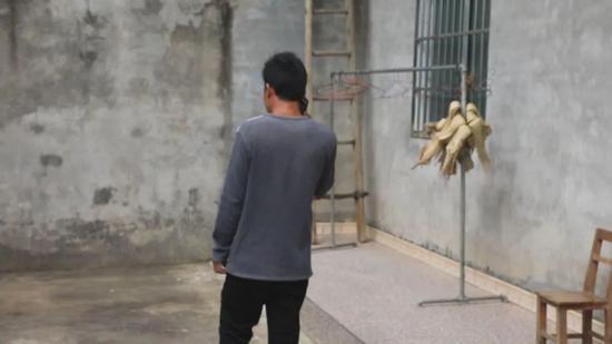 男子家中按摩猝死，家属索赔75万余元