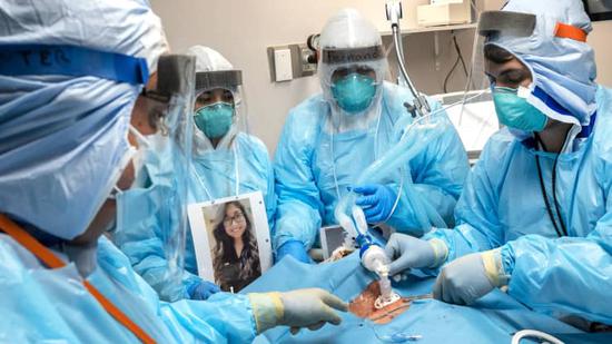  11月26日，休斯敦的一间新冠ICU病房。（Getty Images）