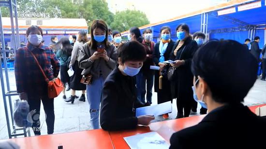 新冠肺炎对2020中国_每经8点|黑龙江新增新冠肺炎确诊病例35例,新增无症状感染者20例;...