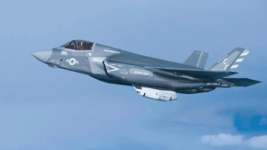 狠起来连自己都打？美军F-35战机机炮开火却打伤自己