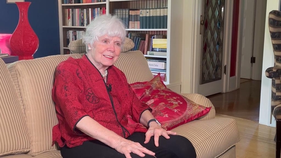  2022年5月，兰蒂在家中接受新华社记者采访