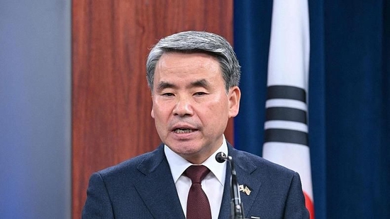 韩国国防部长：应明确“朝鲜政权和朝鲜军队是敌方”