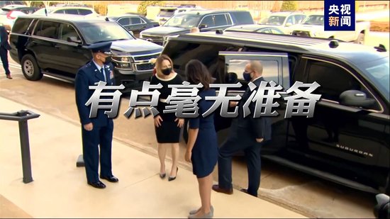 钟汉良朱珠新剧扑街，52岁霸总妆造翻车，网友：姨味太冲了