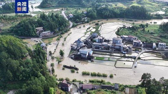 贵州省麻江县暴雨洪灾已致3人死亡