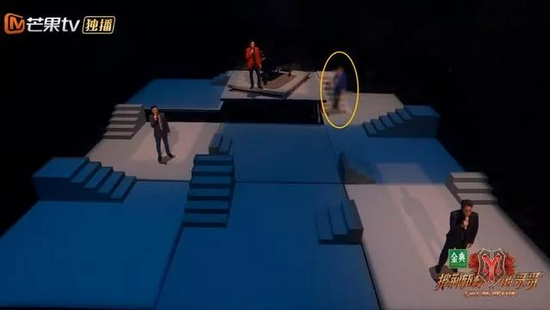 ·《披荆斩棘的哥哥》重新剪辑上线的视频中，李云迪被打上马赛克。