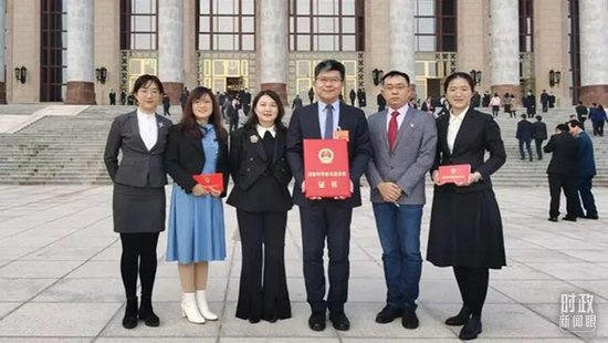 △由北京中医药大学、广东省中医院等五家单位联合完成的“中医药循证研究‘四证’方法学体系创建及应用”项目,获得2020年度国家科学技术进步奖二等奖。(资料图)