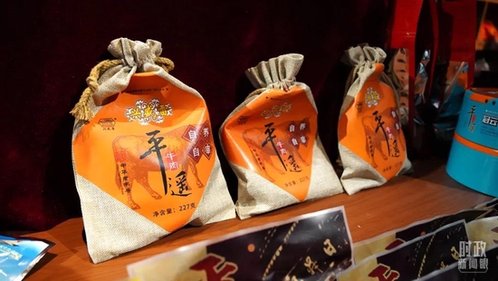 △销量甚佳的平遥牛肉。（总台央广记者潘毅拍摄）