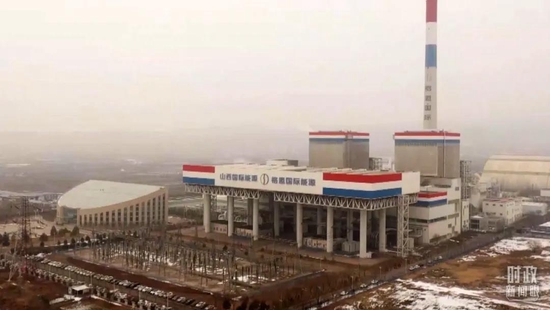 △俯瞰山西瑞光热电有限责任公司。（总台记者刘屿拍摄）