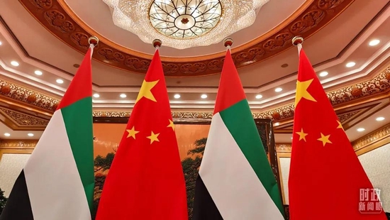 ���������������������������Ǻ��졣����̨���Ӽ������������㣩