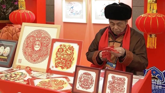 ����ֽ����չʾ������̨���Ӽ����������㣩