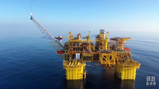 △“深海一号”是我国首个自营勘探开发的1500米深水大气田。（资料图）