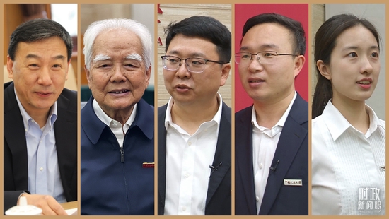  △当天的发言者，从左到右依次为张东刚、高铭暄、赵峰、周晓辉、王海蓉。