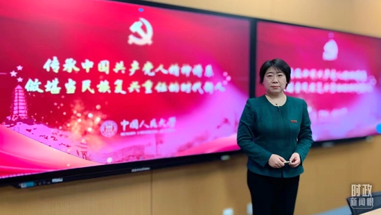 △王易教授，中国人民大学马克思主义学院党委书记。（总台央视记者马超拍摄）