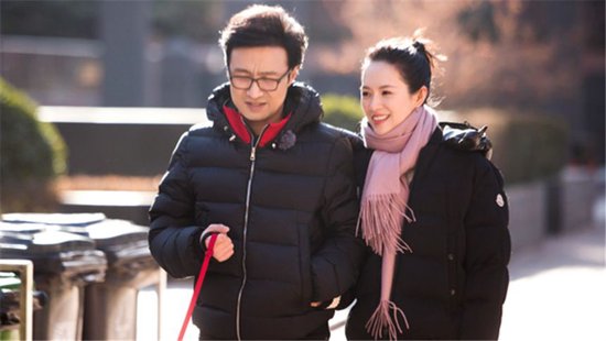 钟汉良朱珠新剧扑街，52岁霸总妆造翻车，网友：姨味太冲了