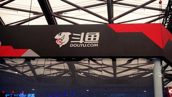 《蜜语纪》收官在即，李梦曝朱珠组团蹭饭，理由超逗