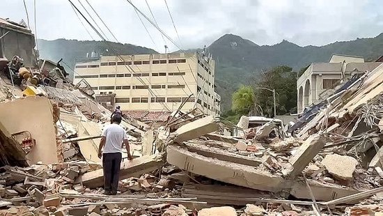 委内瑞拉强震死亡人数上升至920人