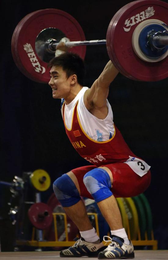 2007年7月19日,中国选手杨帆在泰国世锦赛获得3枚金牌.