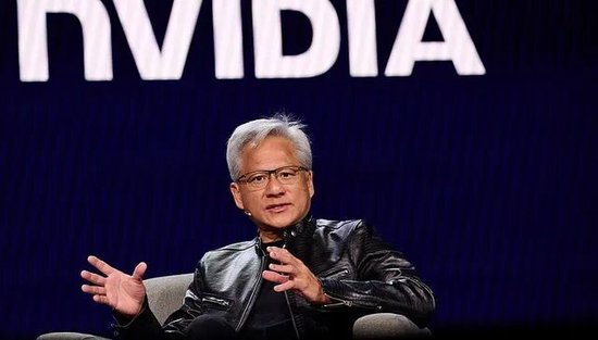 黄仁勋罕见发长文：传统的软件和APP形态或将消失