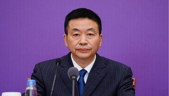 哄抬口罩熔喷布价格?严查!