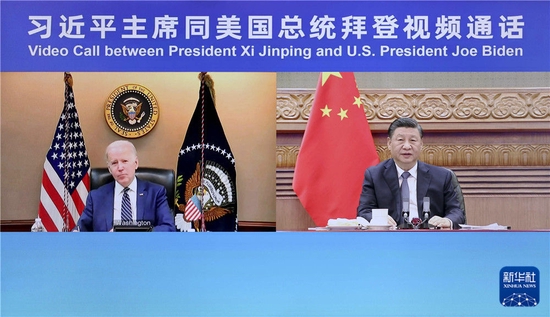 3月18日晚，国家主席习近平在北京应约同美国总统拜登视频通话。新华社记者 刘彬 摄