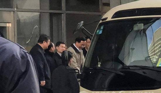 劉士余今日下午離開證監會所在地富凱大廈