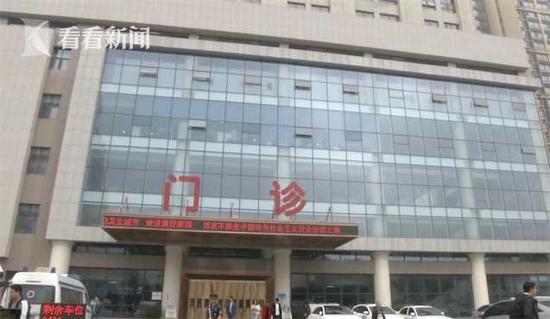 恶犬伤人:壮年男子遭3条恶犬疯狂撕咬 伤人犬只仍在寻找中
