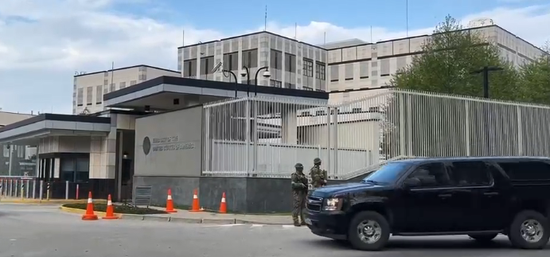 美国驻乌克兰大使馆18日开始恢复运作
