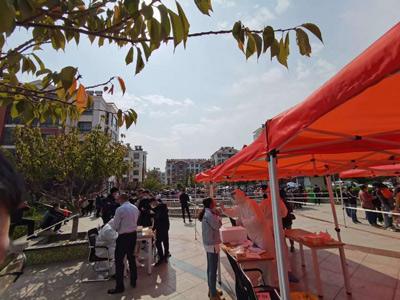 市北区海丰广场检测现场，受访者供图。