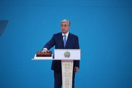  哈萨克斯坦总统托卡耶夫宣誓就职（俄塔社）