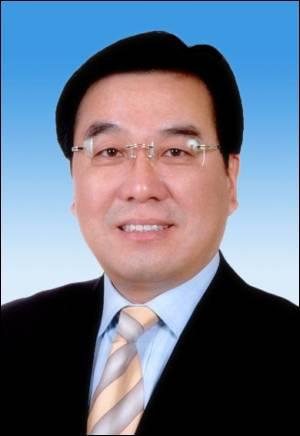 信长星当选青海省省长