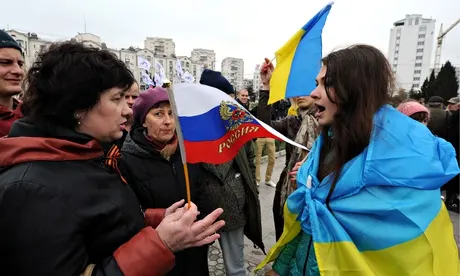乌克兰民意撕裂，亲俄罗斯阵营与亲西方阵营针锋相对。图源：GJ