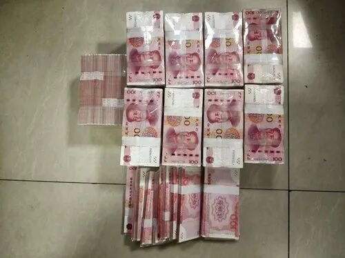 交往没多久，男友把“百万现金”交由自己保管！本以为遇到真爱，结果万万没想到……