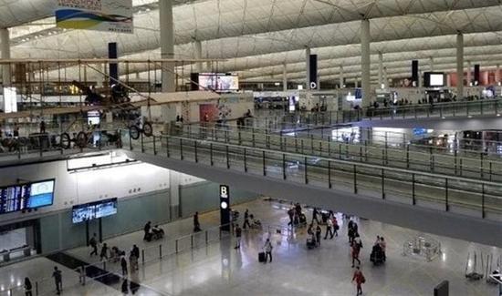 香港入境团游客跌九成 不少宾馆价格跌破200港元