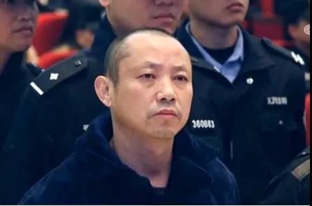 "黑老大"陈辉民于11月18日被依法执行死刑.