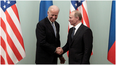  ·2011年，时任美国副总统拜登与时任俄罗斯总理普京会面。