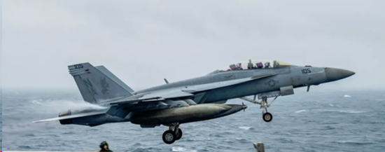 美国军方：已打捞出在南海坠毁的两架军机