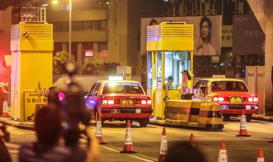 香港“大动脉”红磡海底隧道恢复通车(图)