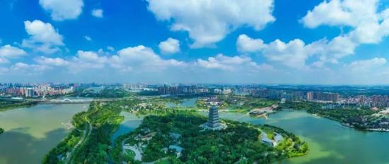 111亿元！1474万人次！