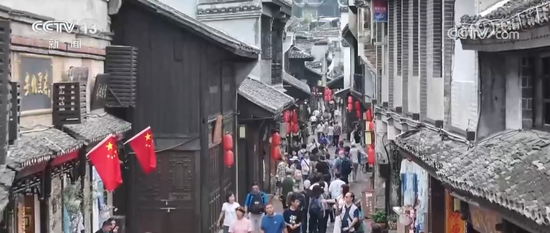 换新、升级、扩容，潜力释放！借助关键词多维度感知消费市场强劲活力