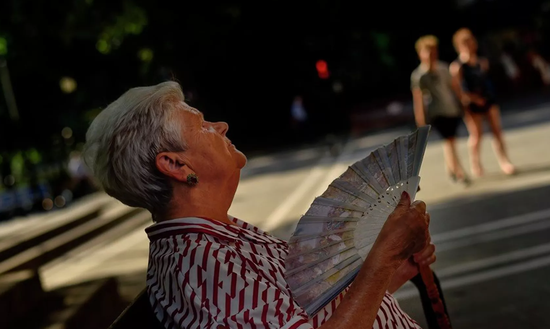 ŷ�޳����ܸ���Ӱ�죨����ͼ��