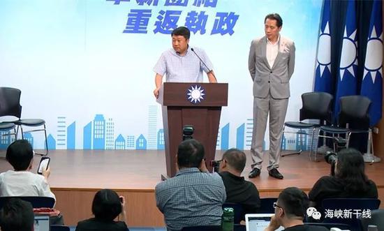  图中 国民党组发会主委李哲华、发言人欧阳龙