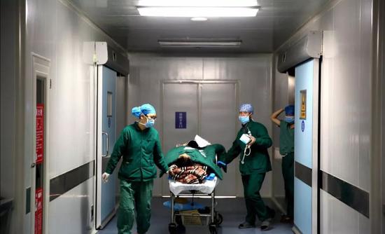 维c银翘片致死 健康中国摄影大赛 廖敏 摄(图文无关)