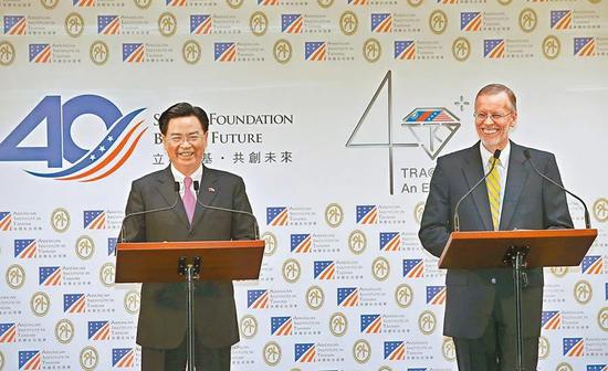 侠客岛:口罩给美国不给大陆 民进党安的什么心