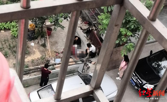 五旬男子疑似压力大跳楼身亡 家有老母妻子也常